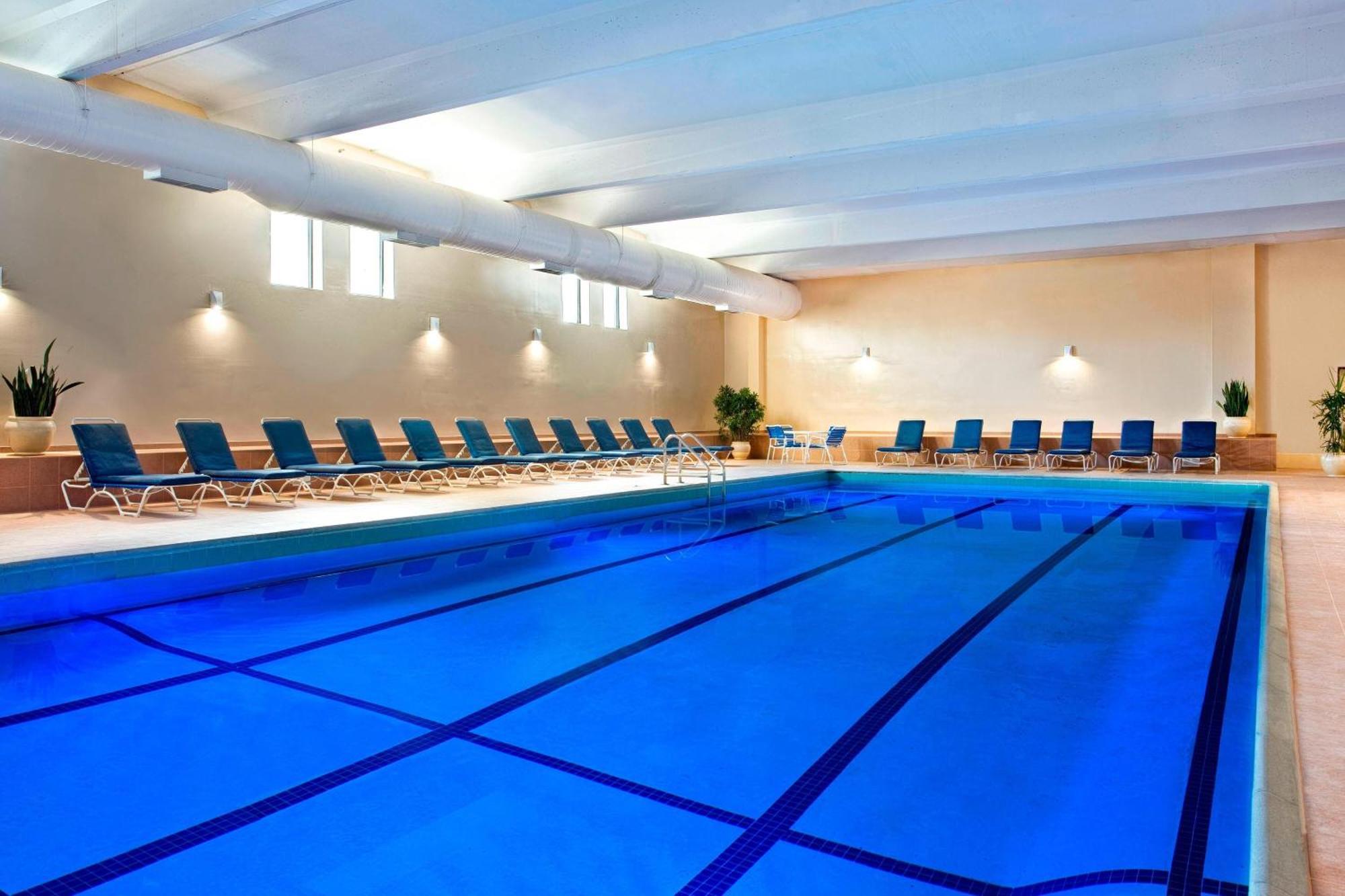Sheraton Framingham Hotel & Conference Center Екстер'єр фото