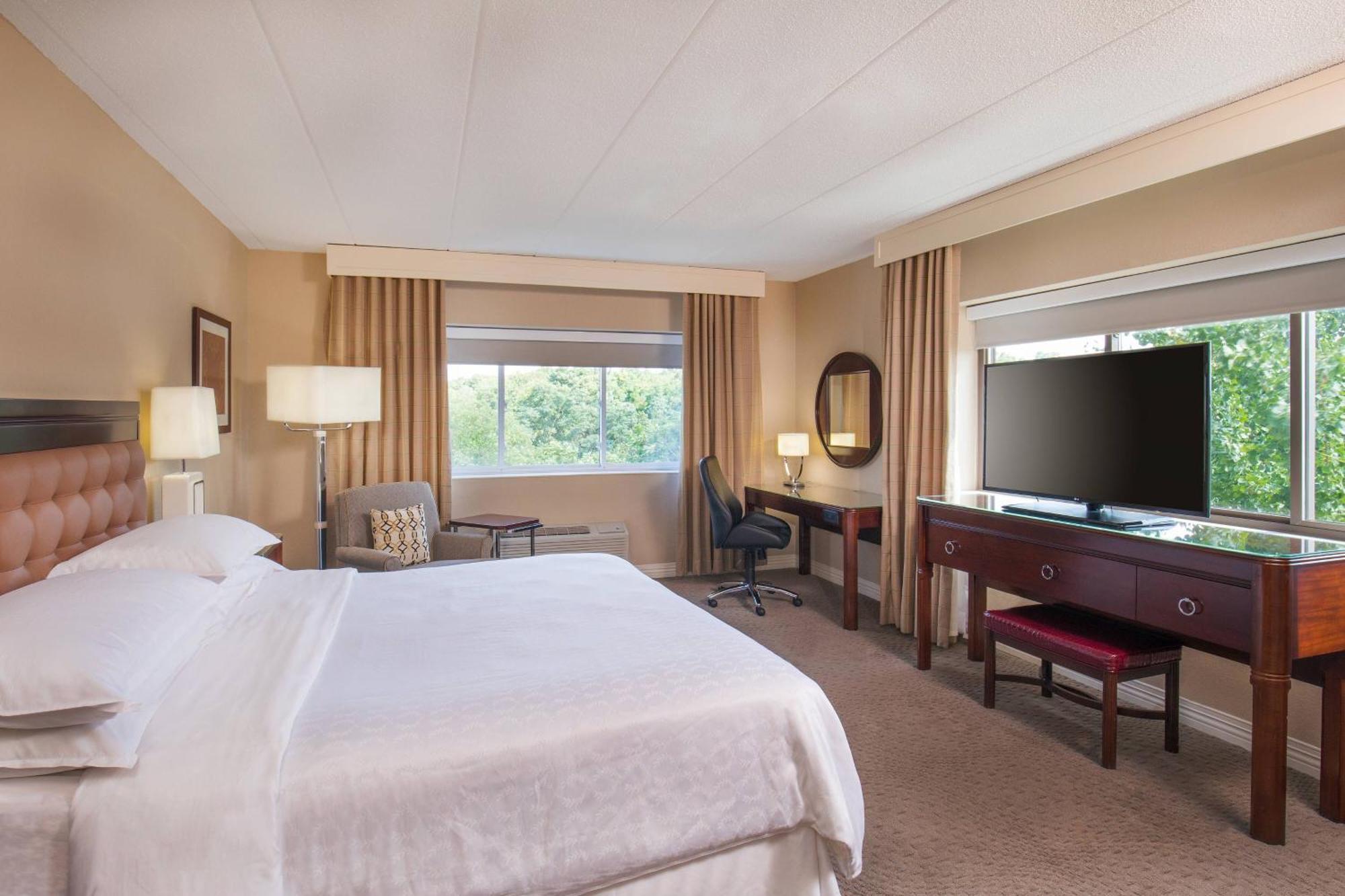 Sheraton Framingham Hotel & Conference Center Екстер'єр фото
