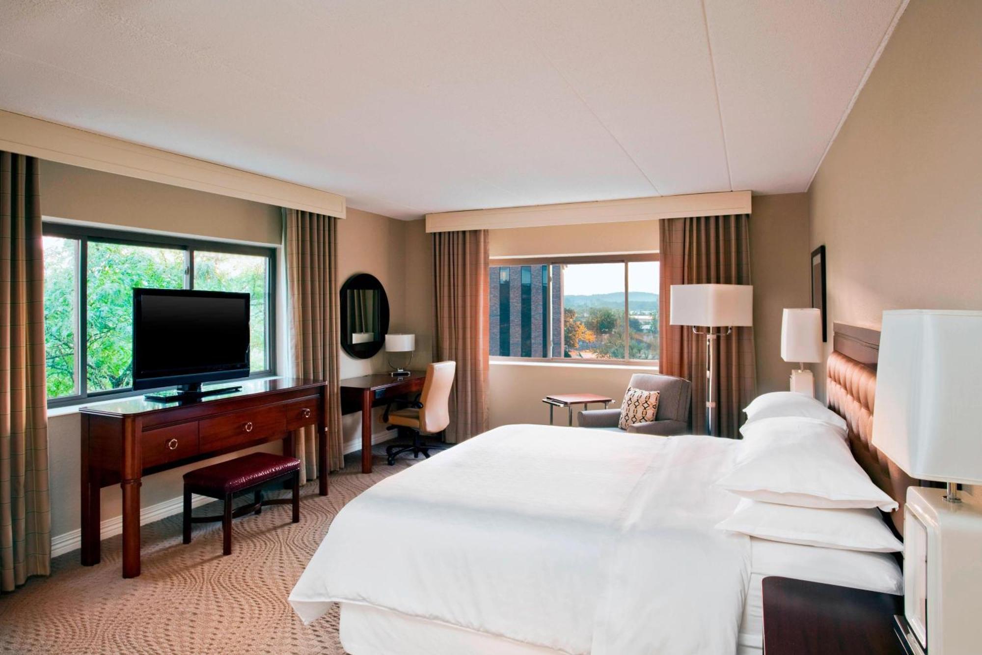 Sheraton Framingham Hotel & Conference Center Екстер'єр фото